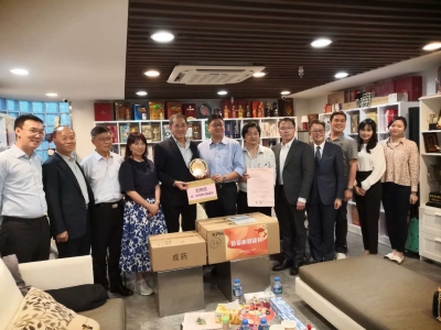 香港僑界社團聯會黃楚基會長一行到訪本會